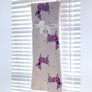 THICC Dachshund Blanky